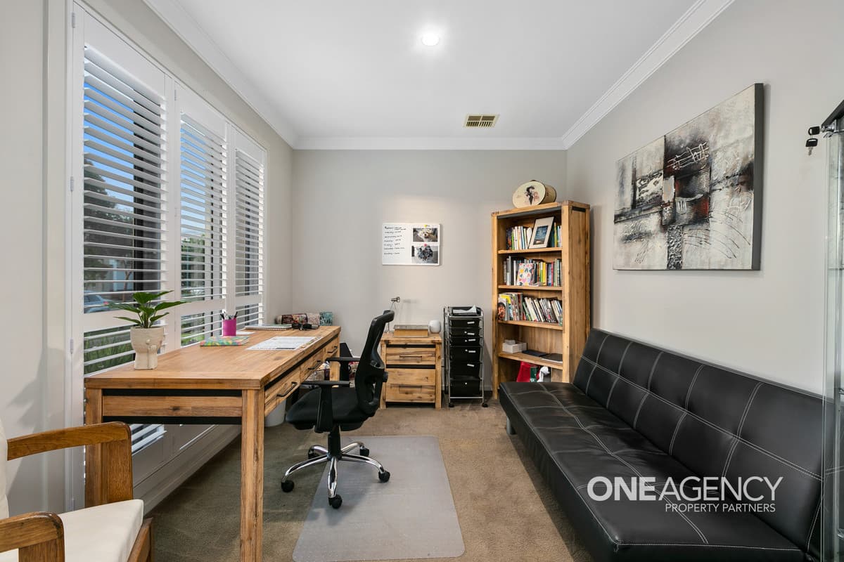 5 Silverbay Avenue, Point Cook, Point Cook - Thumbnail 3