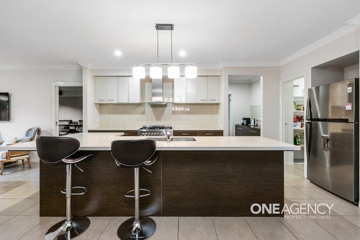 5 Silverbay Avenue, Point Cook, Point Cook - Thumbnail 7