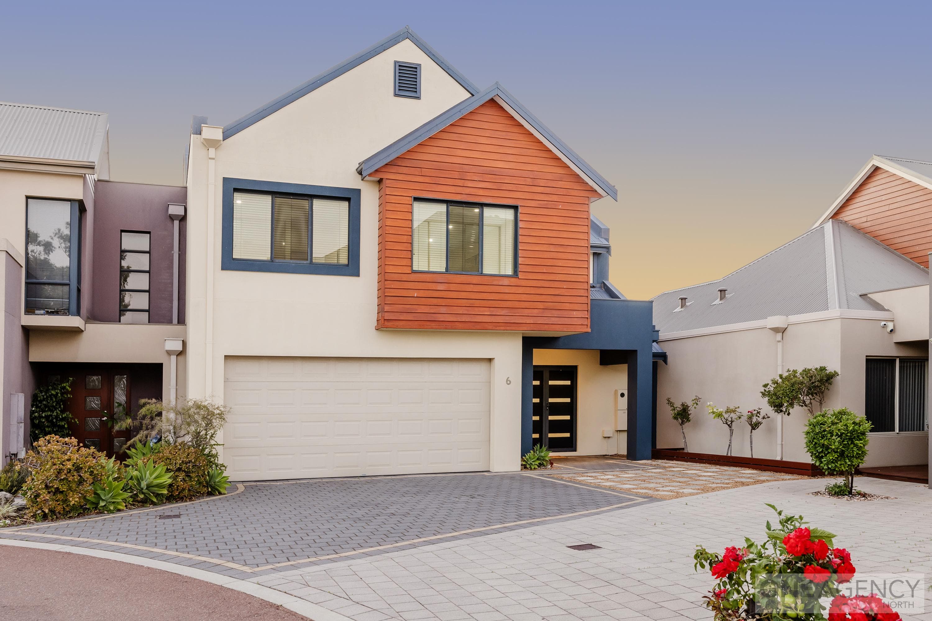 6/151 Grindleford Drive, Stirling, Stirling - Image 1