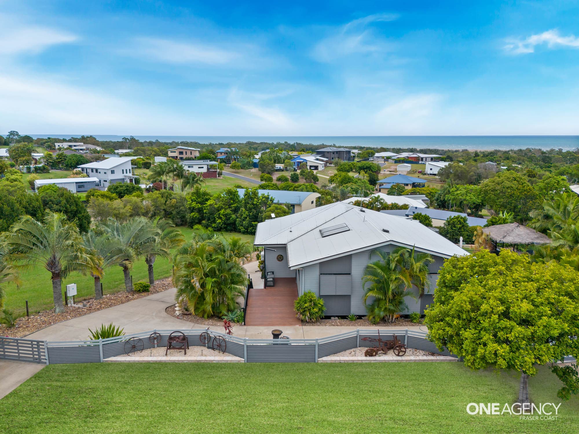 49 Mal Campbell Drive, Craignish, Craignish - Image 1
