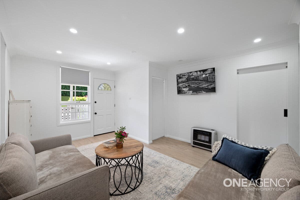 22 Trow Avenue, Katoomba, Katoomba - Thumbnail 2