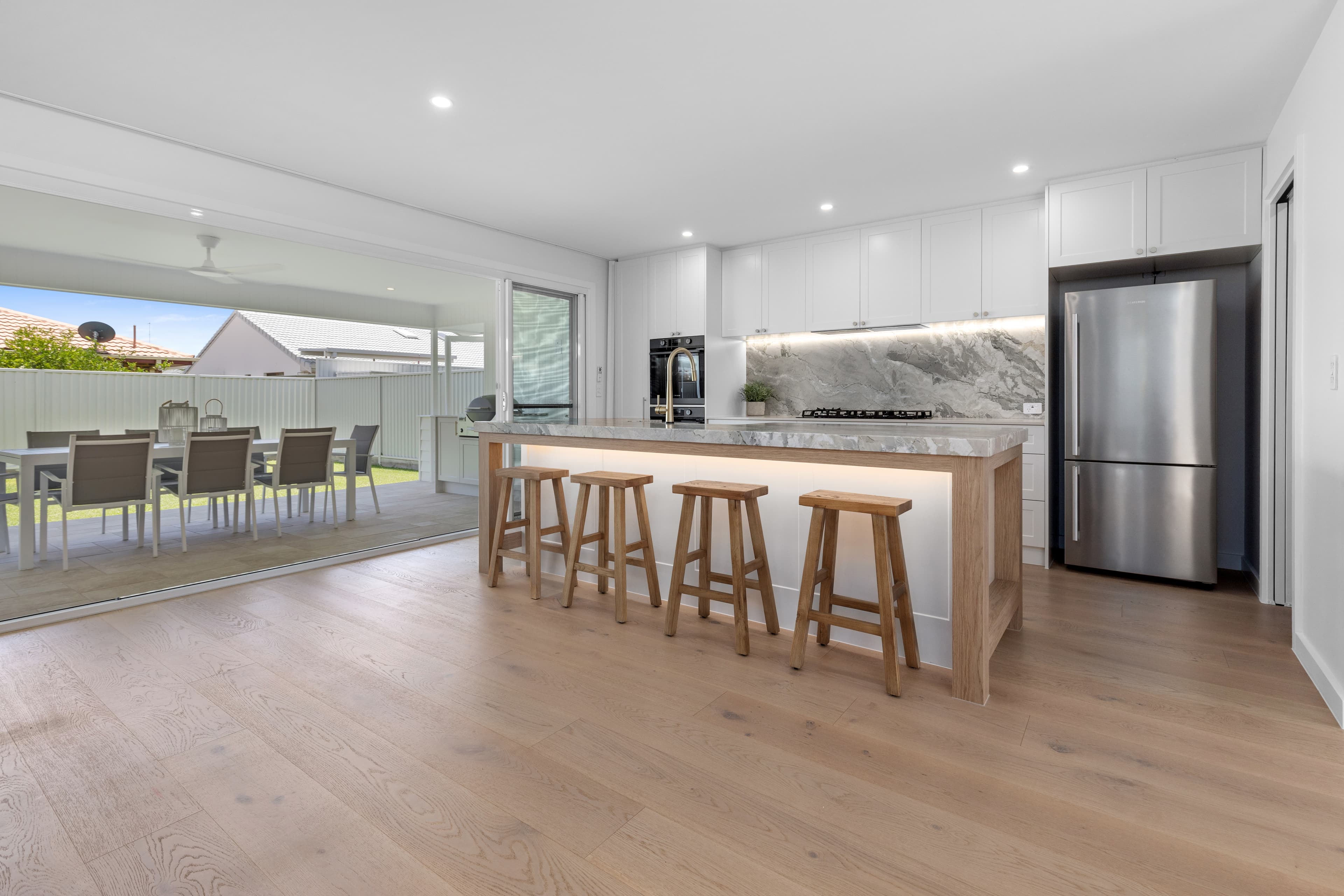 9 Auk Avenue, Burleigh Waters, Burleigh Waters - Thumbnail 3