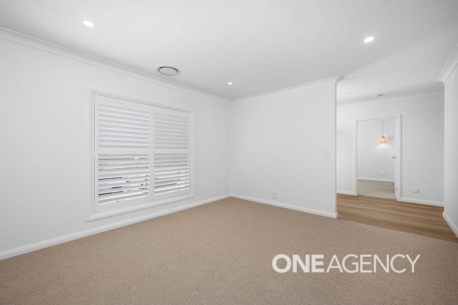 79 LINGIARI Drive, Lloyd, Lloyd - Thumbnail 2
