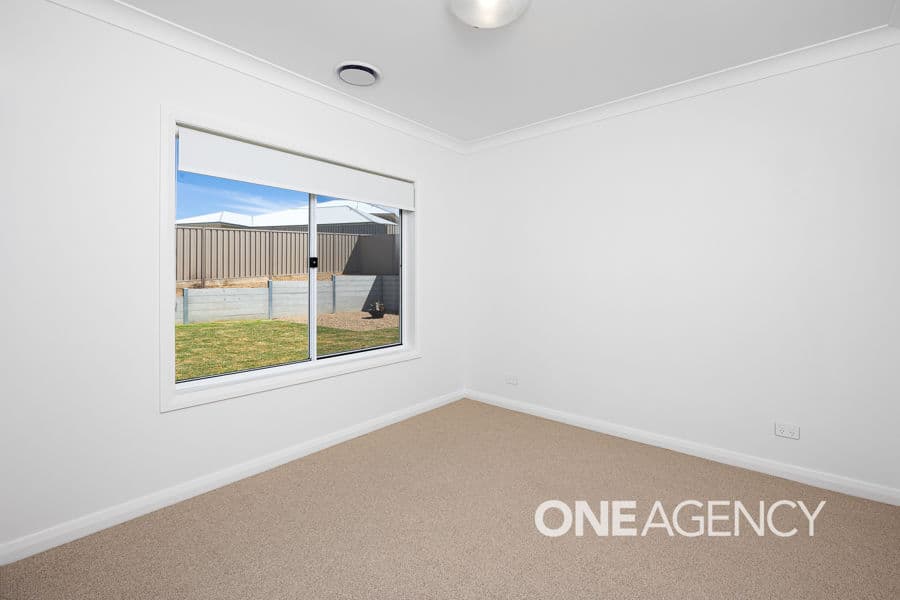 79 LINGIARI Drive, Lloyd, Lloyd - Thumbnail 8