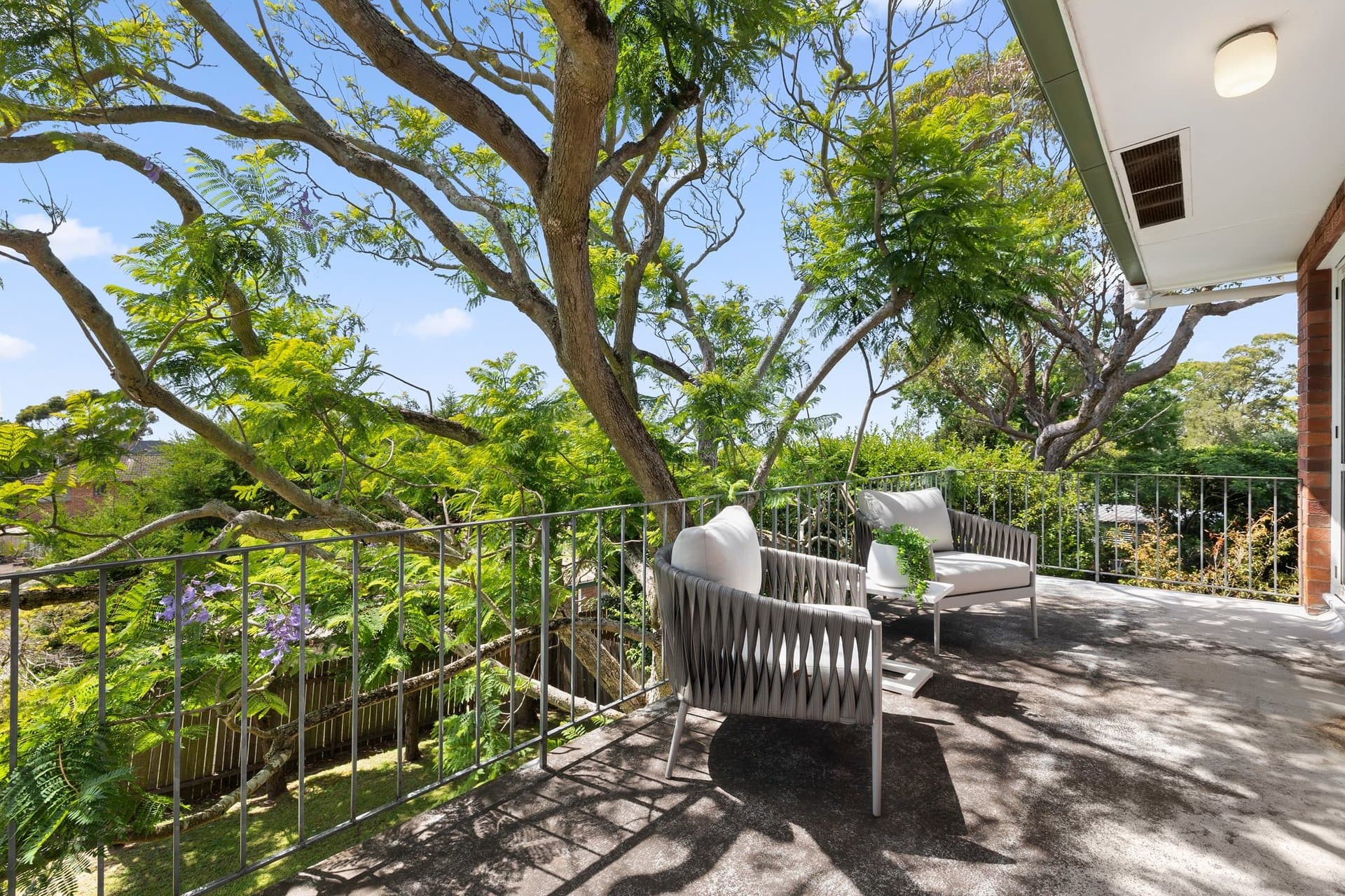 15 Courtley Road, Beacon Hill, Beacon Hill - Thumbnail 5