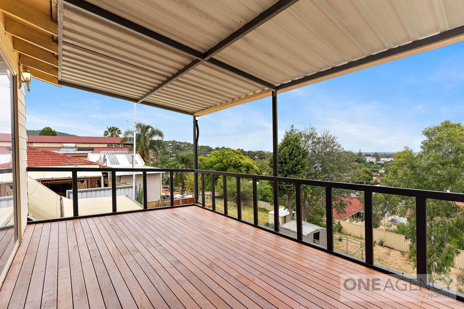 24 Derry Avenue, Mount Nasura, Mount Nasura - Image 1