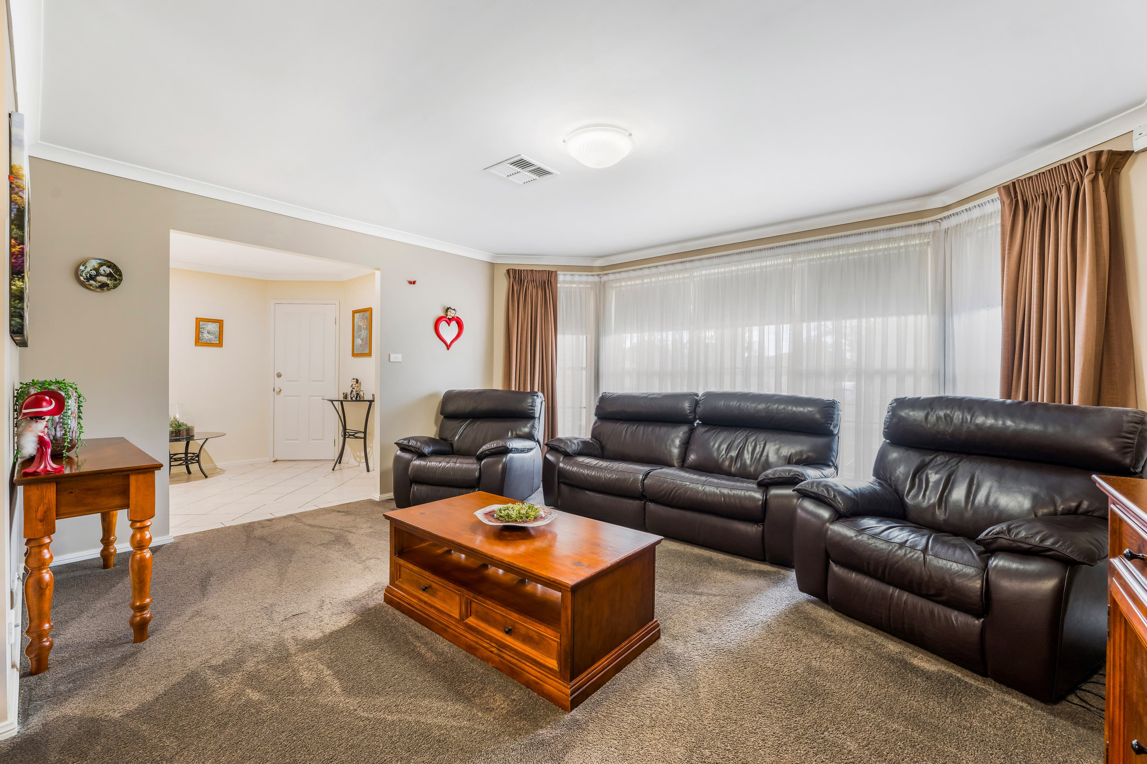 18 Chrysanthemum Avenue, Lurnea, Lurnea - Thumbnail 8