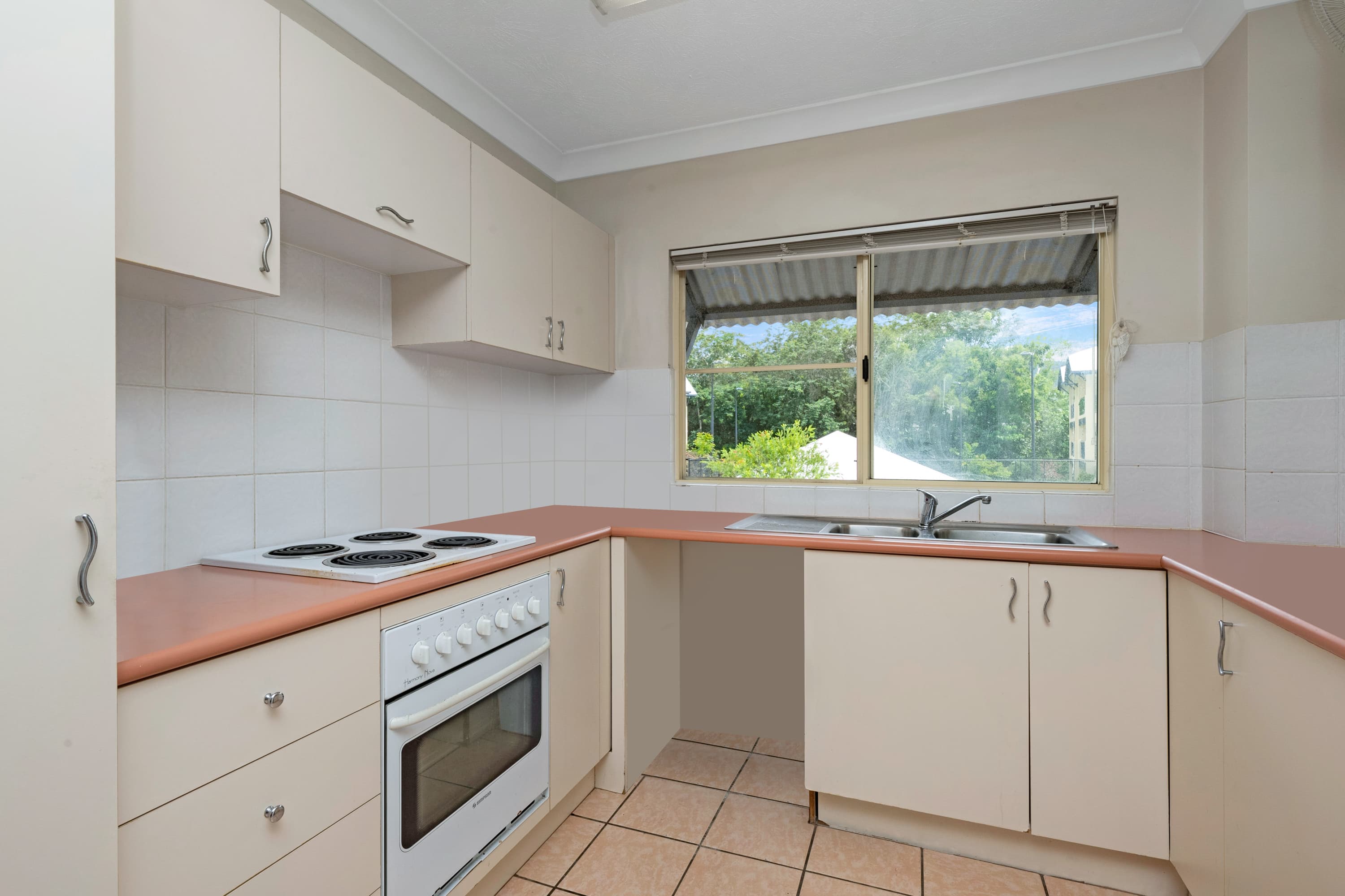 41/92 Regatta Crescent, Douglas, Douglas - Thumbnail 3