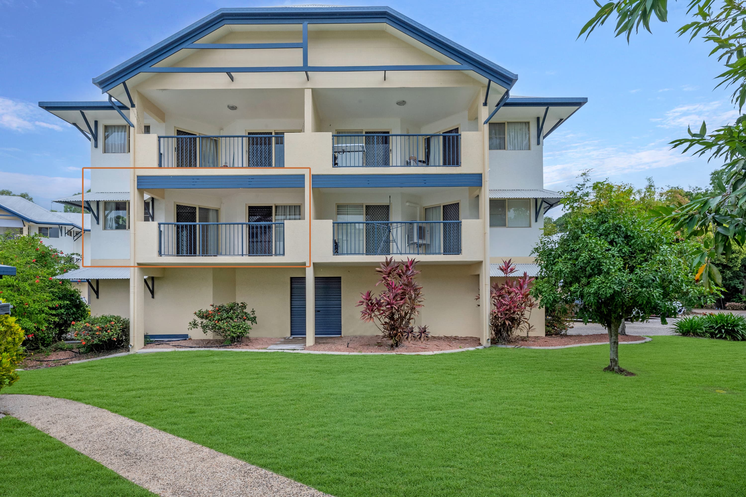 41/92 Regatta Crescent, Douglas, Douglas - Image 1