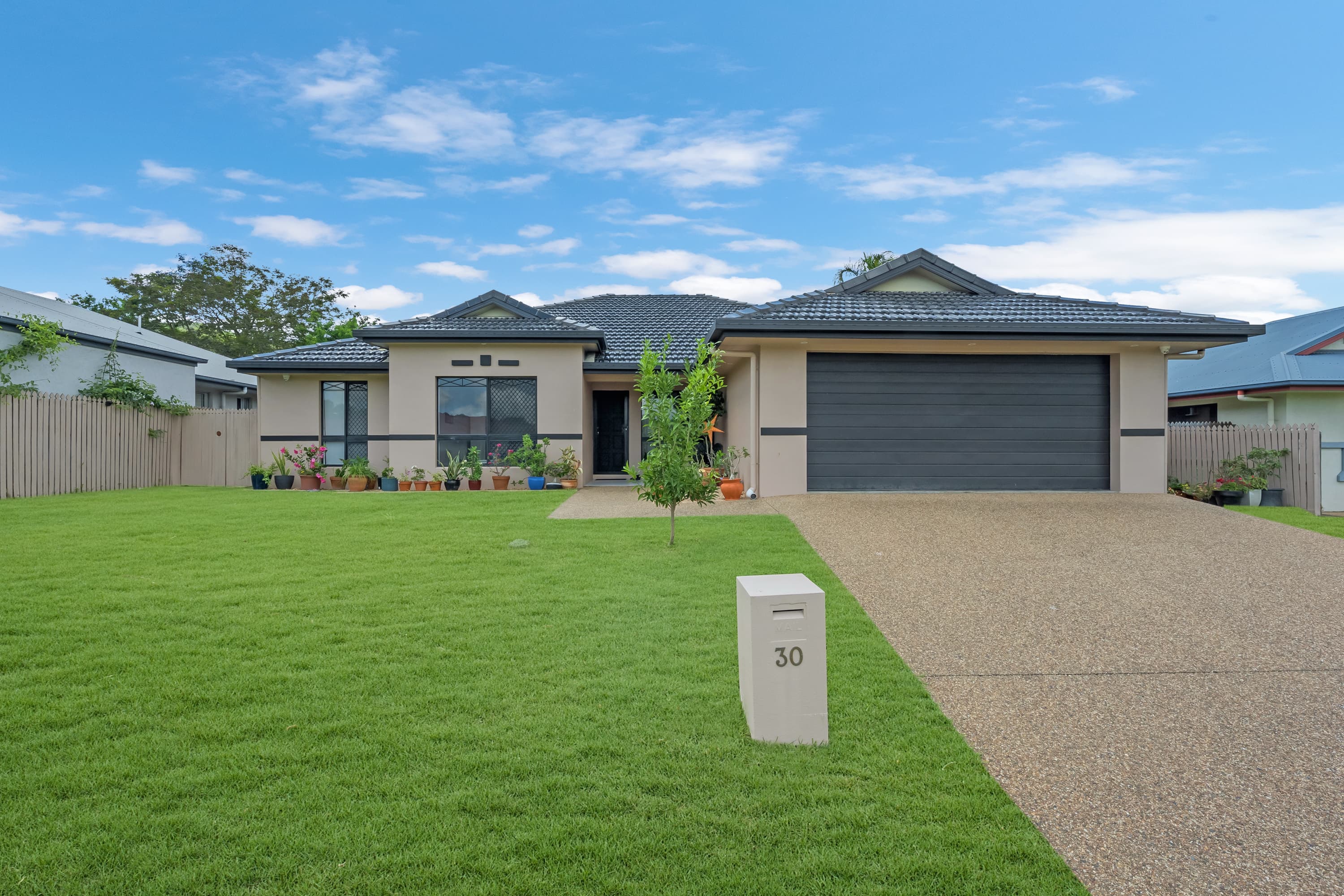 30 Sea Eagle Circuit, Douglas, Douglas - Thumbnail 2