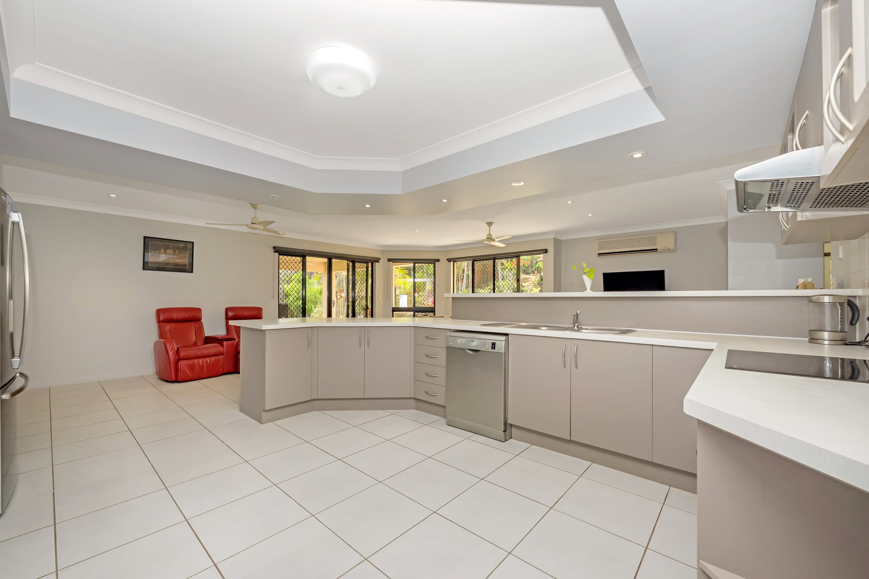 30 Sea Eagle Circuit, Douglas, Douglas - Thumbnail 5
