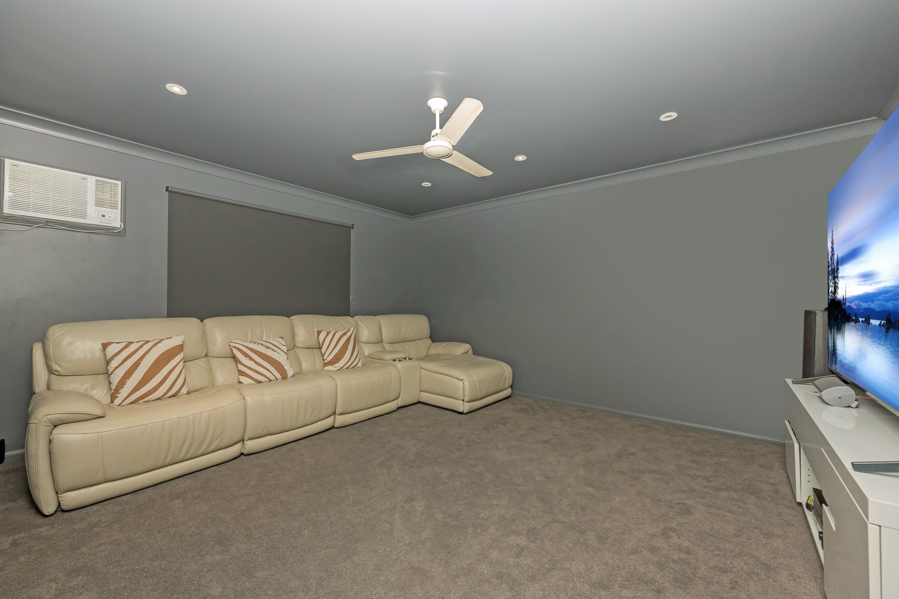 30 Sea Eagle Circuit, Douglas, Douglas - Thumbnail 7