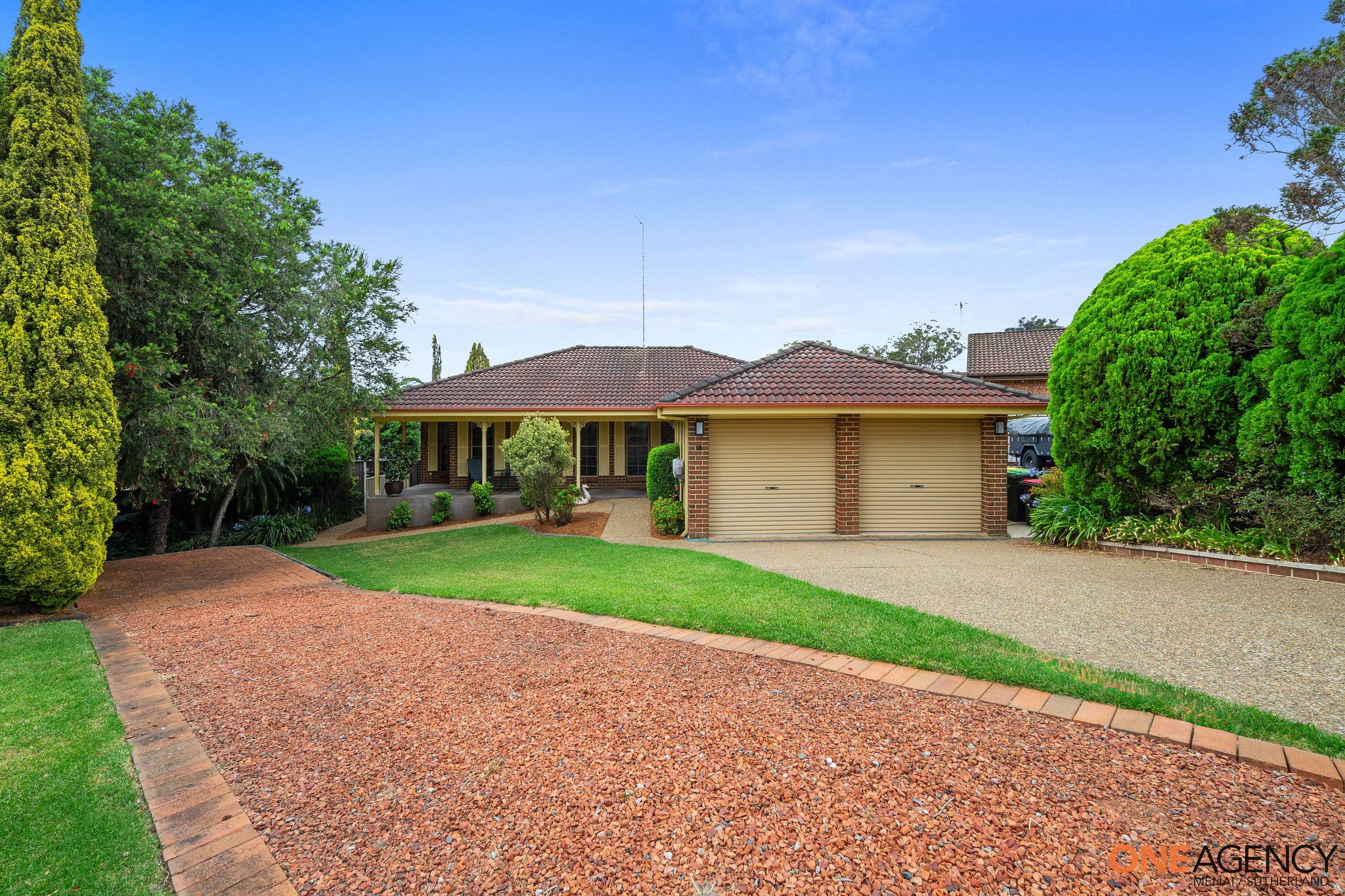18 Melville Place, Barden Ridge, Barden Ridge - Image 1