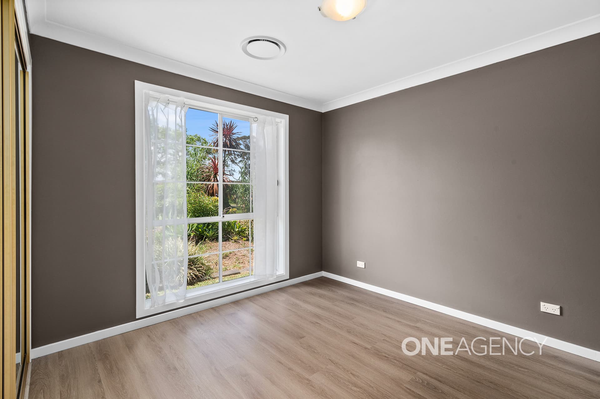 9 Glenair Avenue, West Nowra, West Nowra - Thumbnail 8