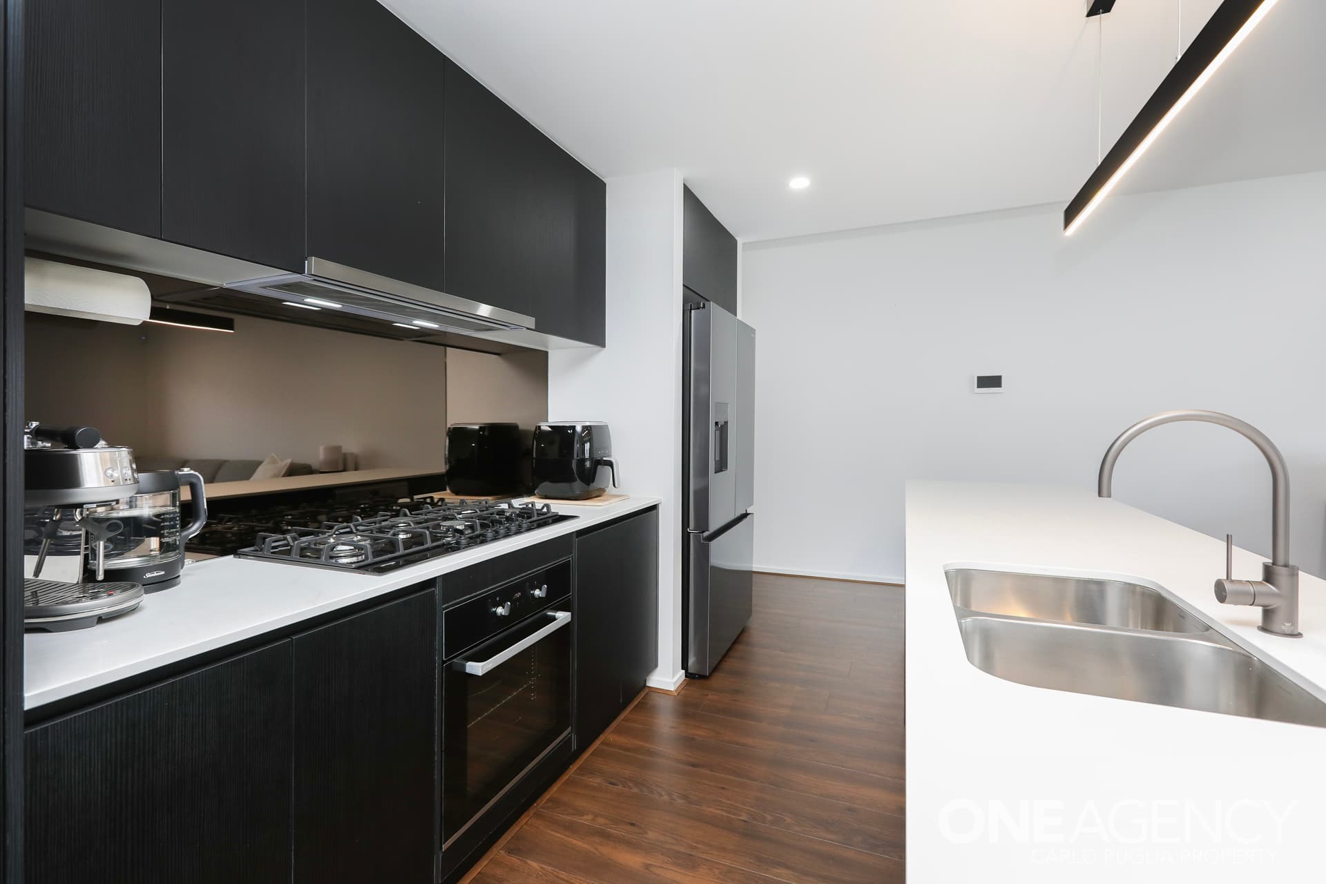 1 O'Neil Street, Sydenham, Sydenham - Thumbnail 6