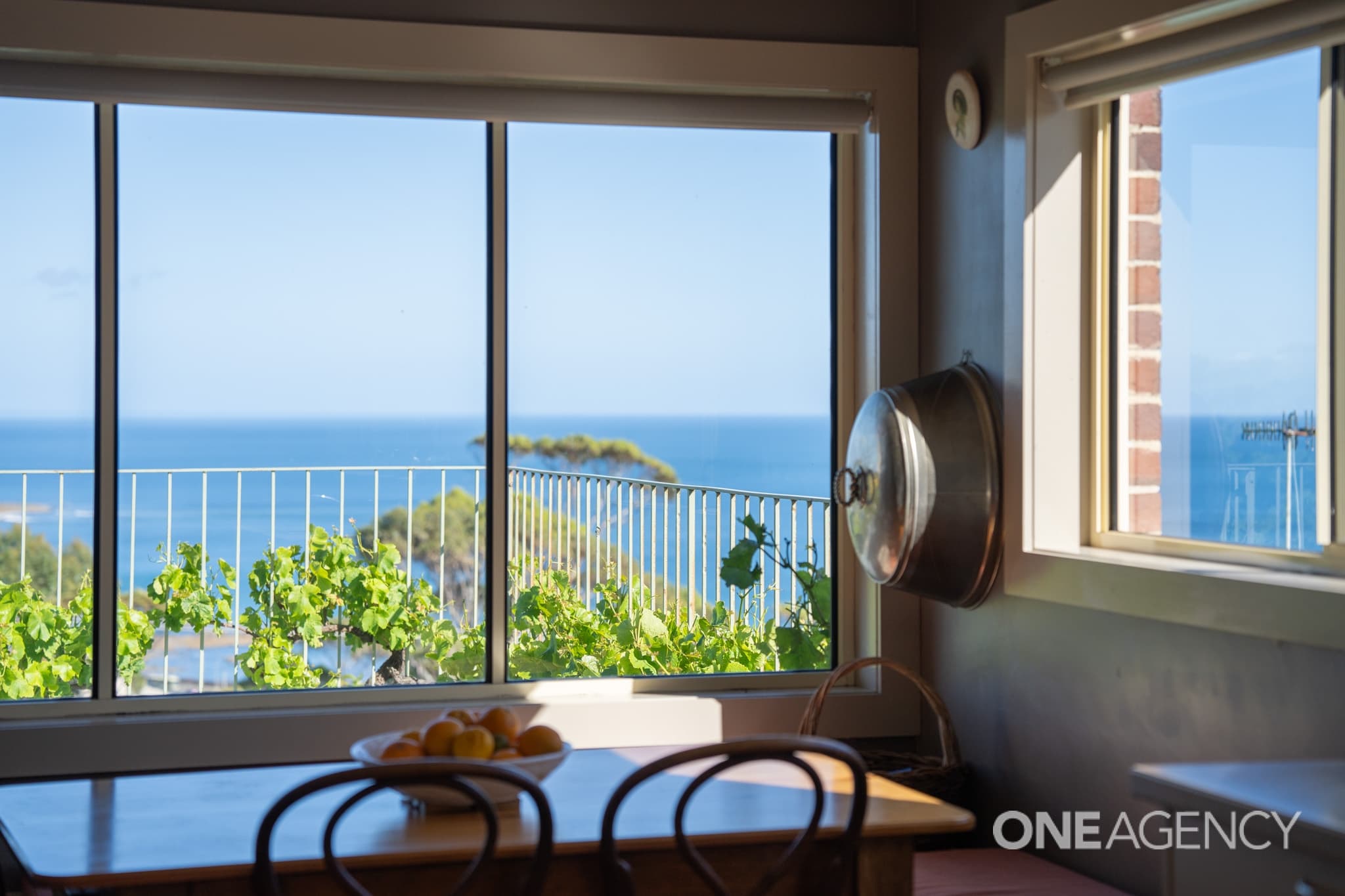 23 Seaview Avenue, Parklands, Parklands - Thumbnail 2