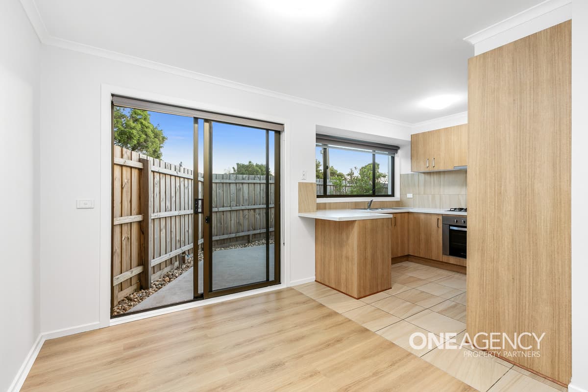 1B Glenelg Way, Seabrook, Seabrook - Thumbnail 4