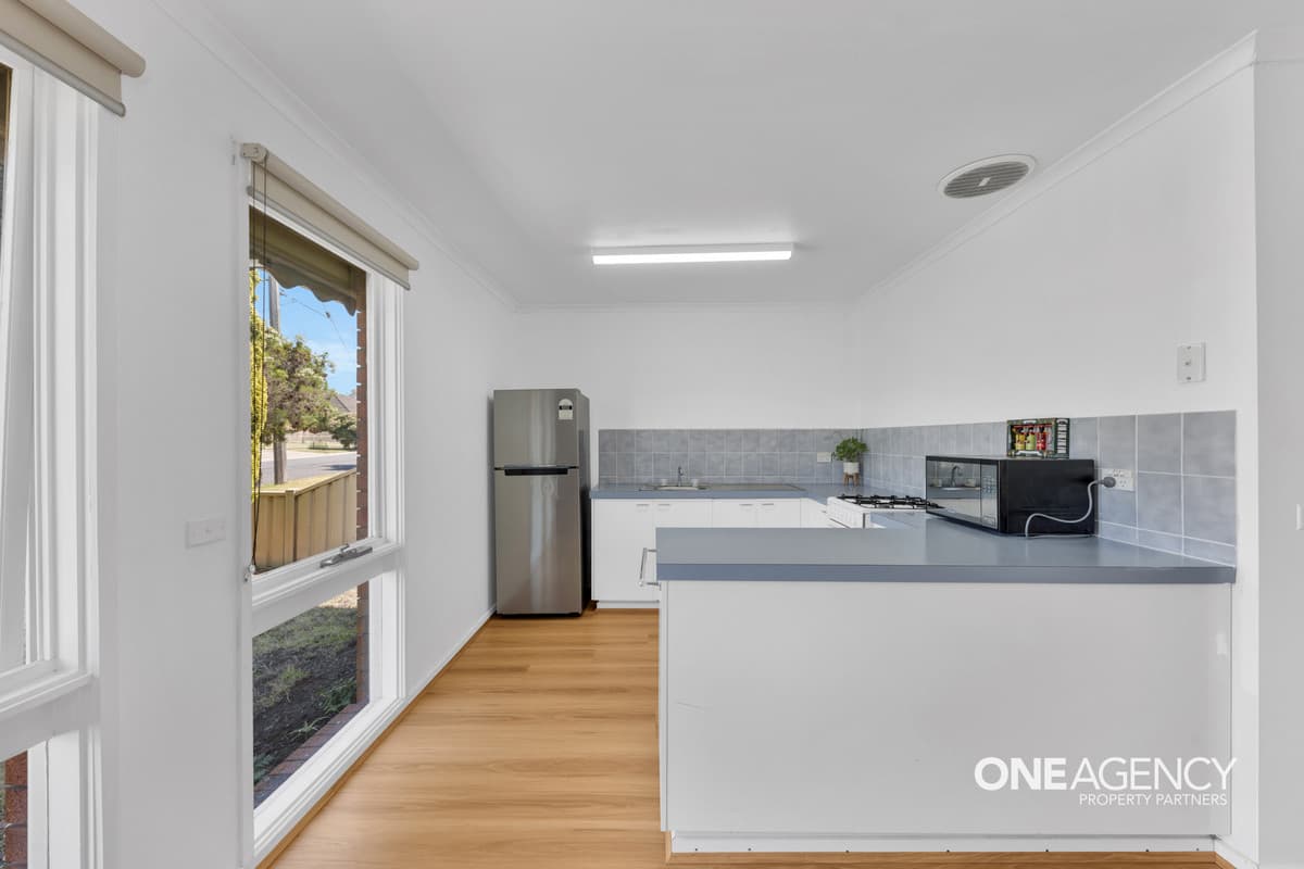 30 Songlark Crescent, Werribee, Werribee - Thumbnail 6