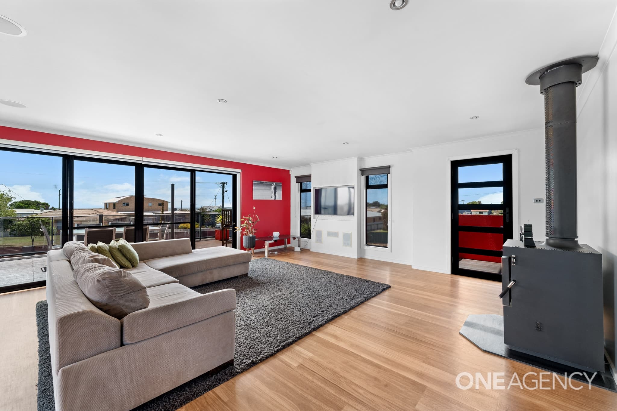 42 Walker Street, Wynyard, Wynyard - Thumbnail 4