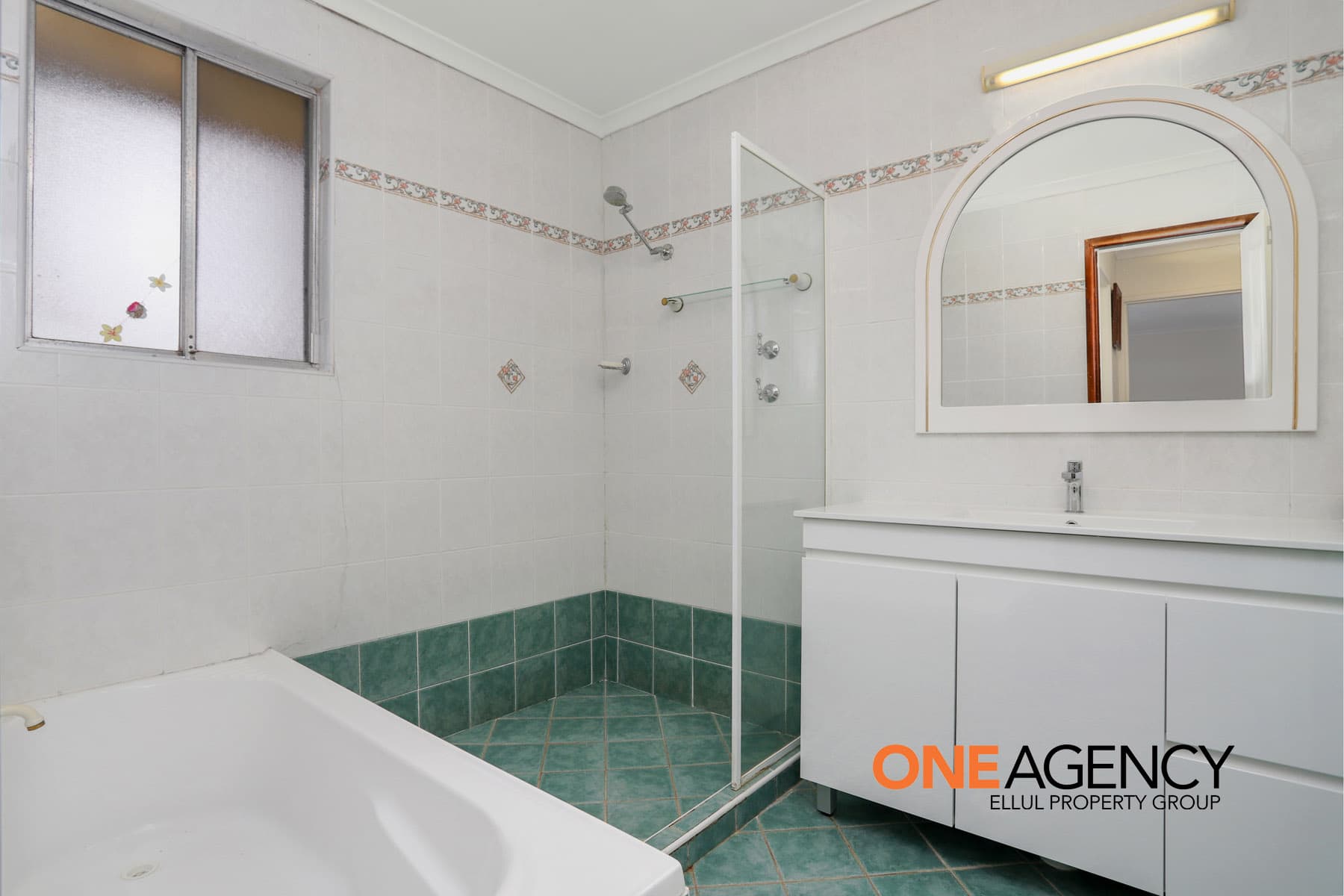 16 Alexandra Circuit, St Clair, St Clair - Thumbnail 5