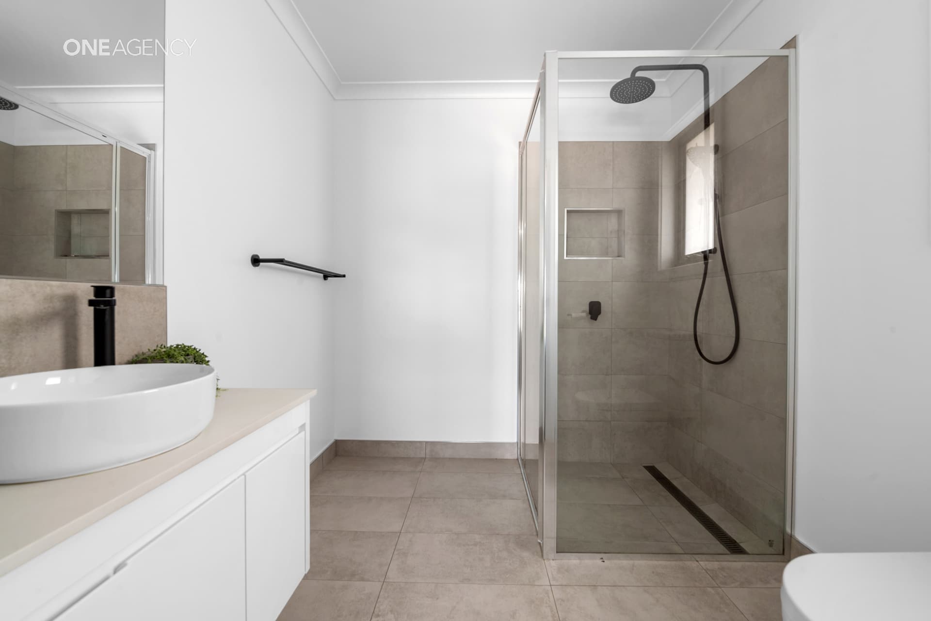 2 Merseyview Court, East Devonport, East Devonport - Thumbnail 6