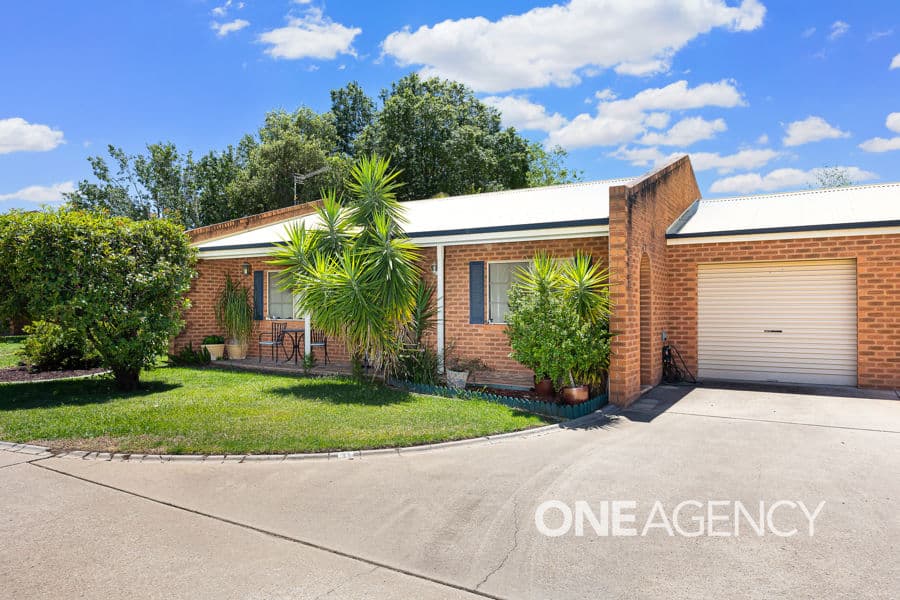11/89 CRAMPTON Street, Wagga Wagga, Wagga Wagga - Image 1