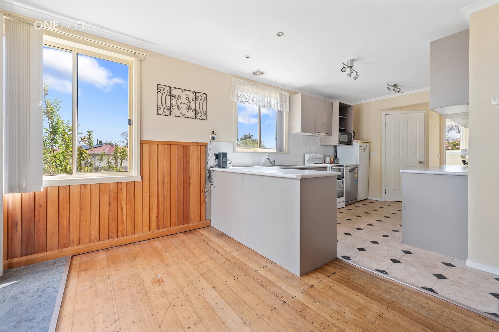 6 Kiah Place, East Devonport, East Devonport - Thumbnail 3