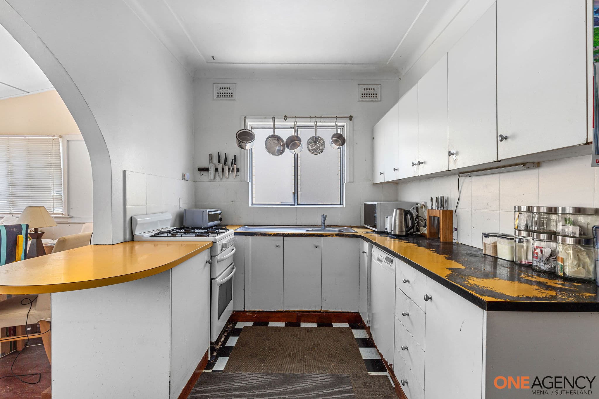 55 Drake Avenue, Caringbah, Caringbah - Thumbnail 4