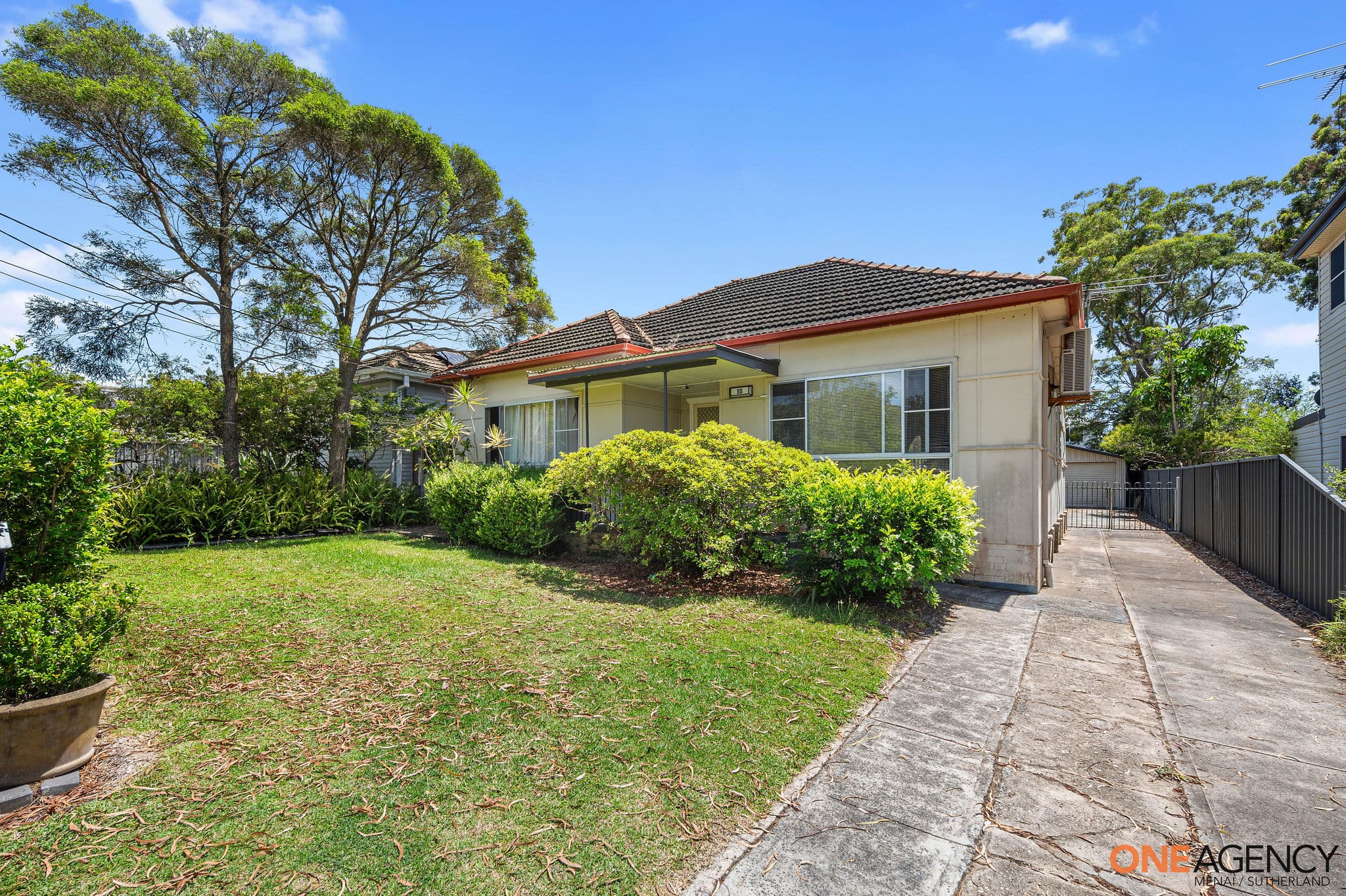 55 Drake Avenue, Caringbah, Caringbah - Image 1