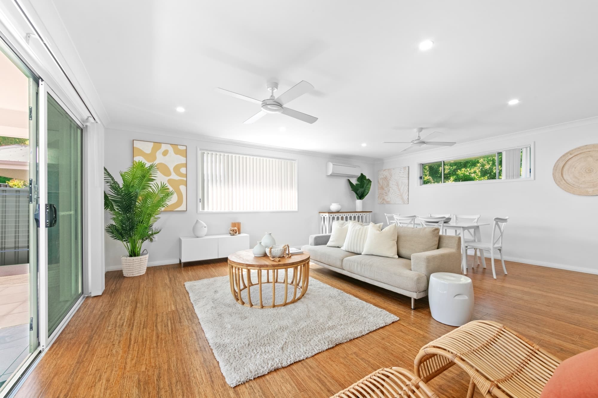 26 Lake Road, Blackwall, Blackwall - Thumbnail 2