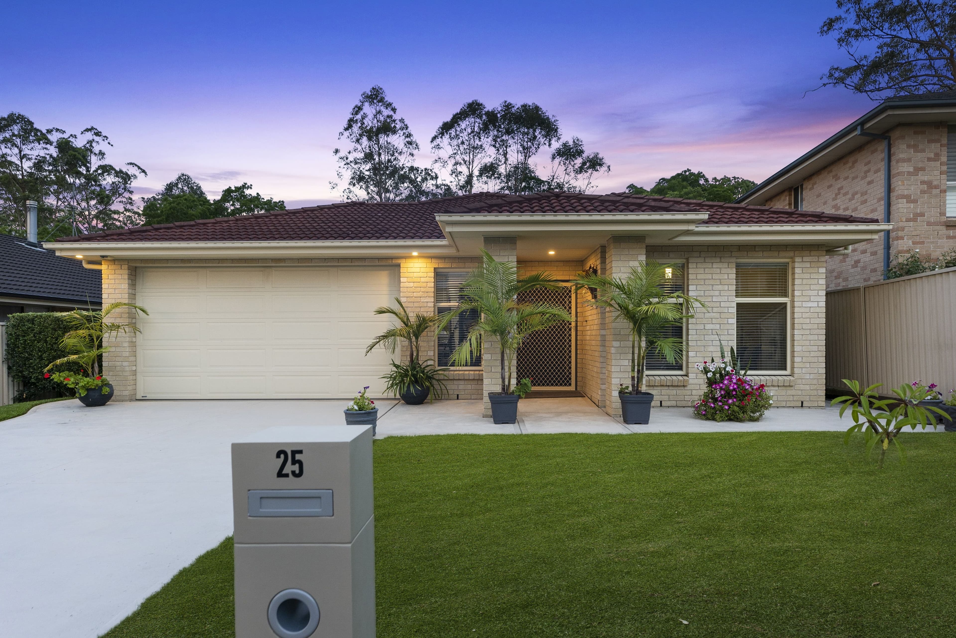 25 The Valley Way, Lisarow, Lisarow - Image 1
