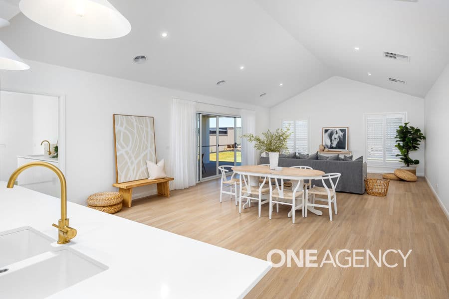 7 PEPPERCORN Street, Gobbagombalin, Gobbagombalin - Image 1