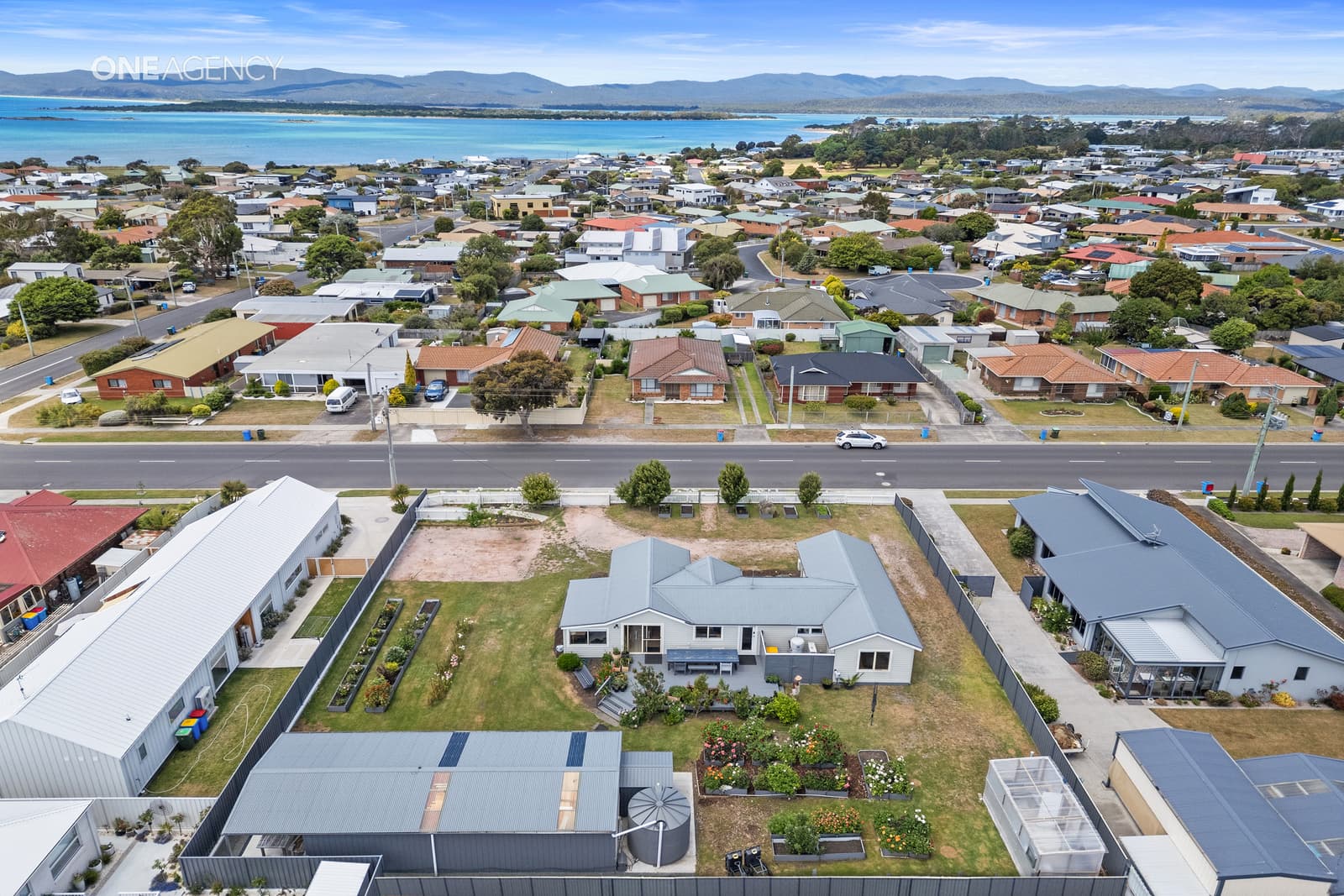 60-62 Alexander Street, Shearwater, Shearwater - Thumbnail 2