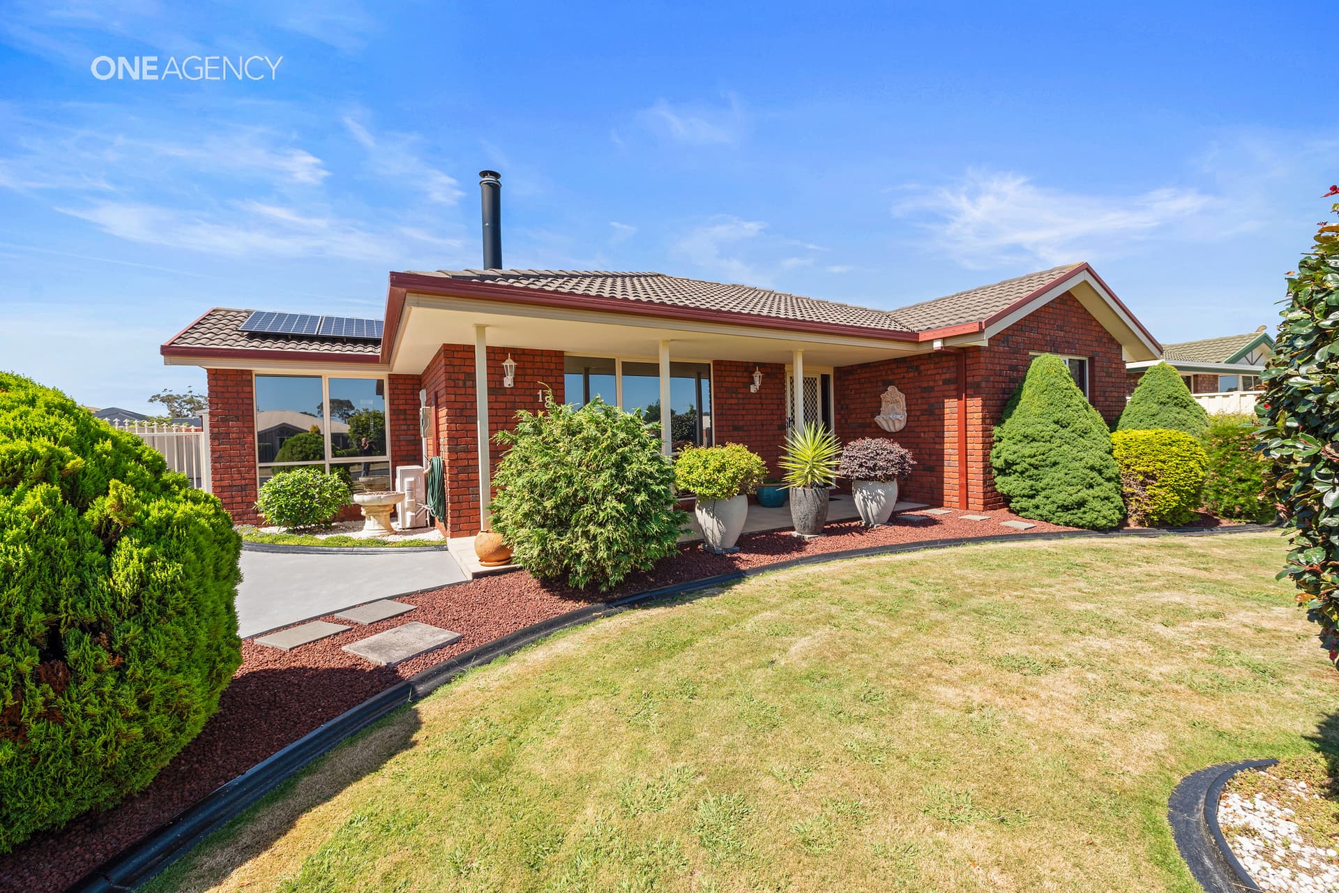 18 Racecourse Crescent, Turners Beach, Turners Beach - Thumbnail 2