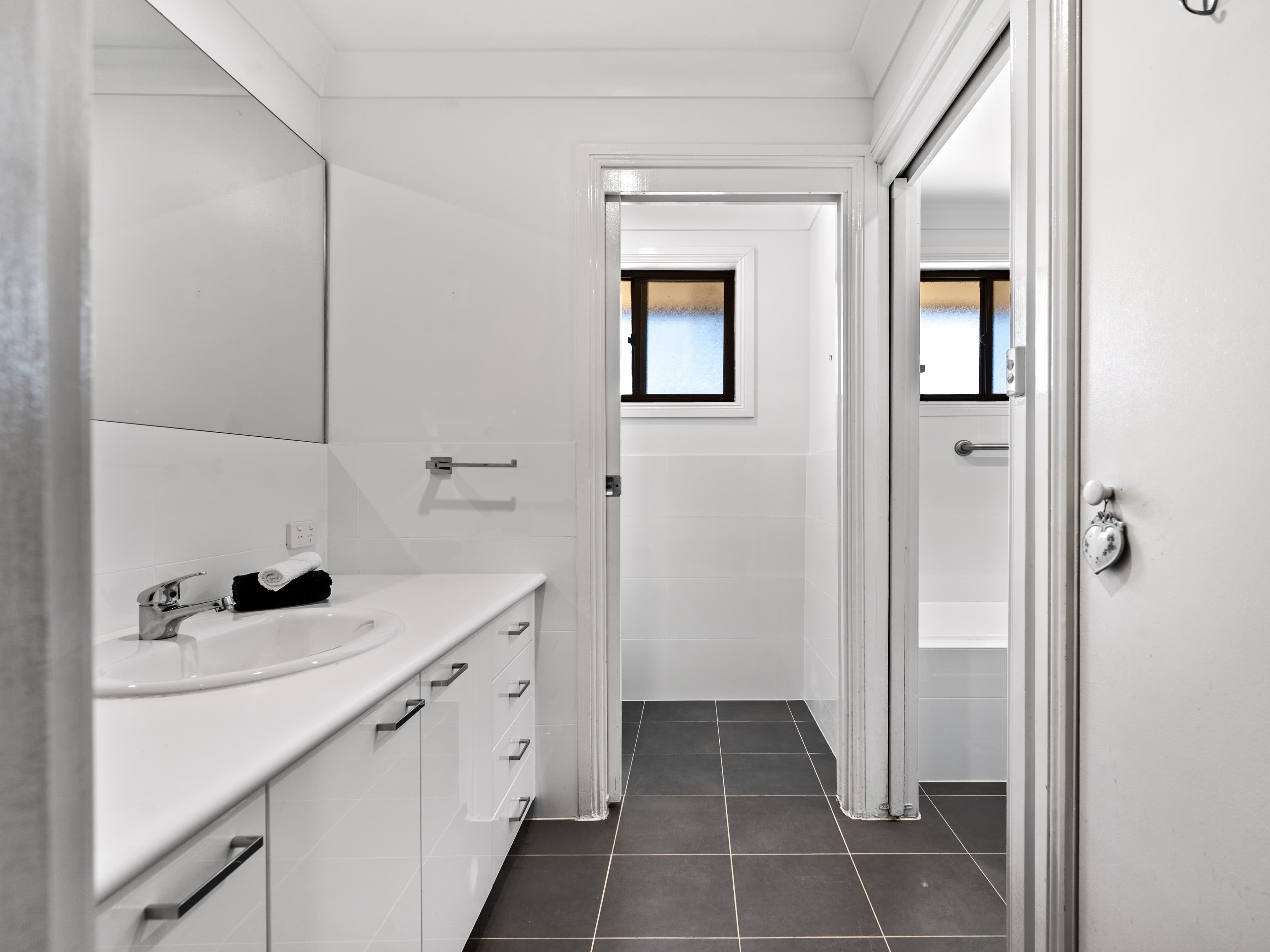 3 Graham Close, Cranebrook, Cranebrook - Thumbnail 8