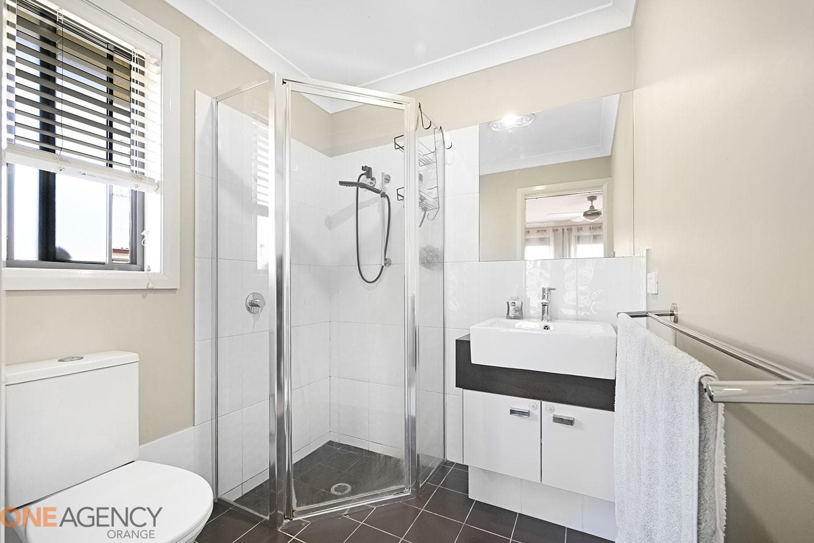 3 Emmaville Street, Orange, Orange - Thumbnail 6