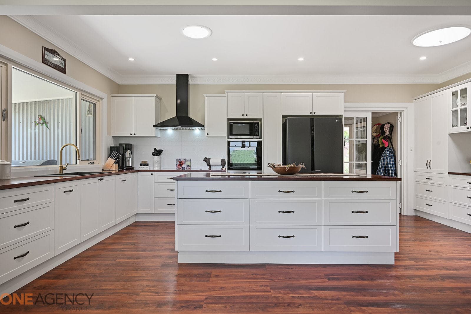 179 Woods Lane, Orange, Orange - Thumbnail 5