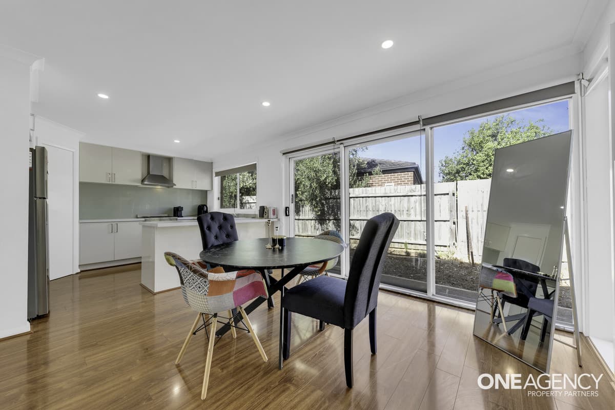 12A Thornbill Drive, Werribee, Werribee - Thumbnail 6