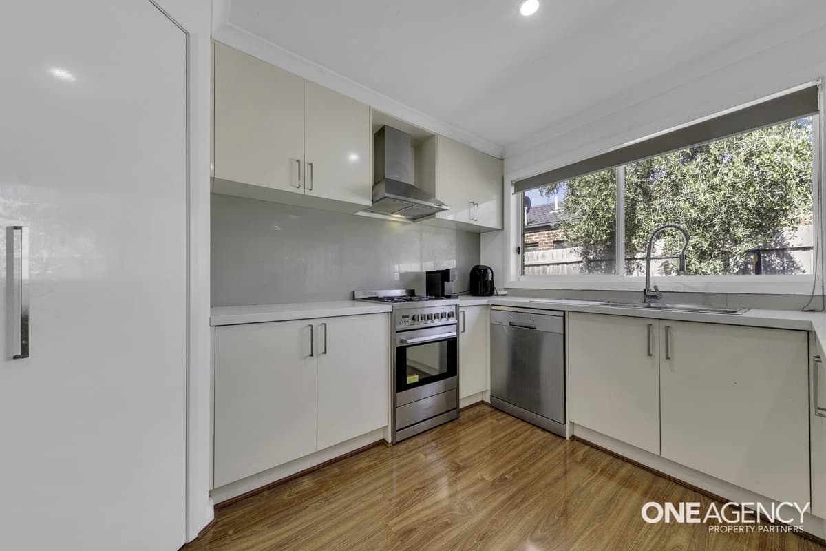 12A Thornbill Drive, Werribee, Werribee - Thumbnail 7
