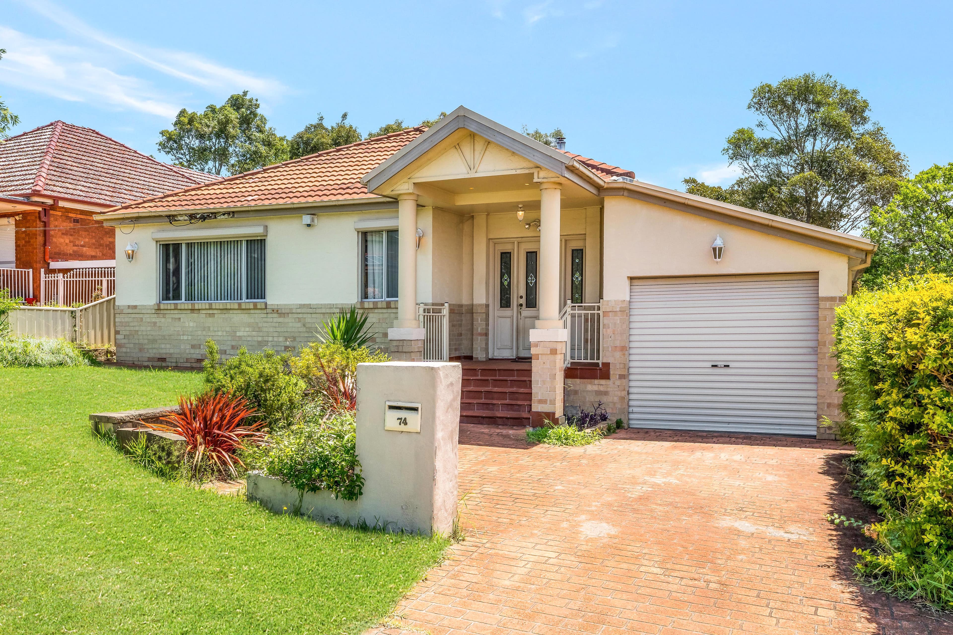 74 McGowen Crescent, Liverpool, Liverpool - Image 1