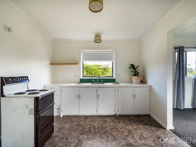 30 Walker Street, Wynyard, Wynyard - Thumbnail 5