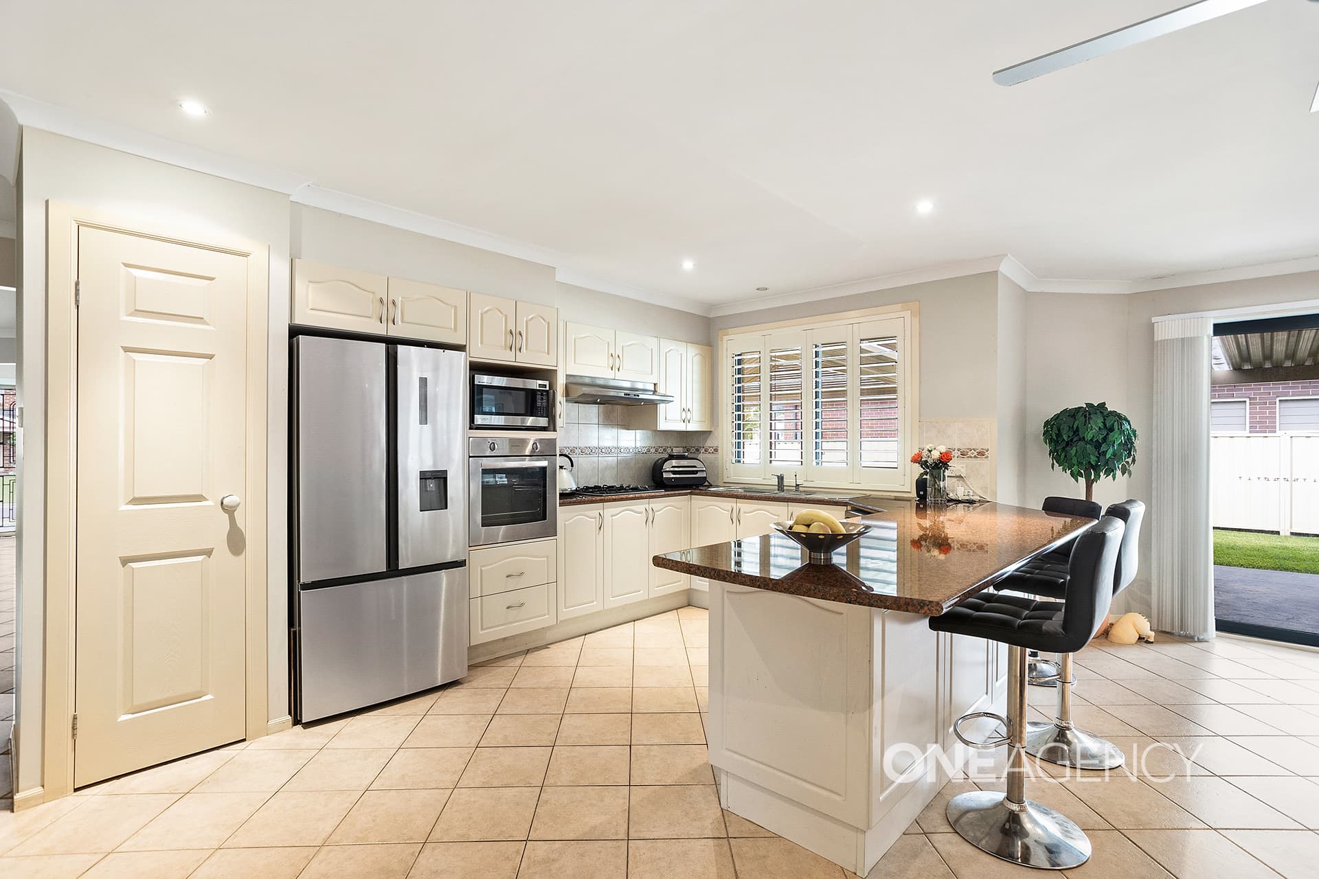 19 Glen-Ayre Avenue, Horsley, Horsley - Thumbnail 2