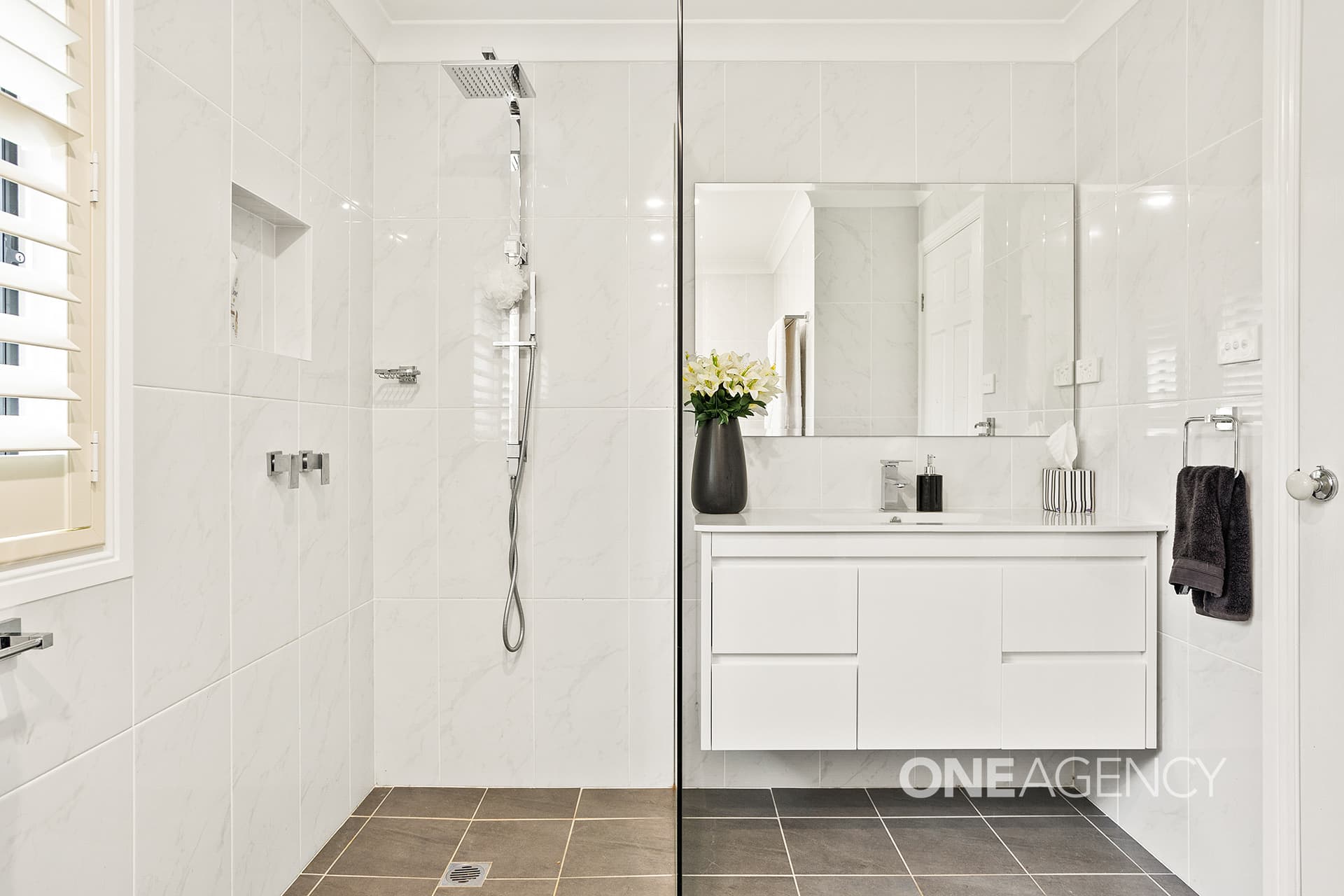 19 Glen-Ayre Avenue, Horsley, Horsley - Thumbnail 8