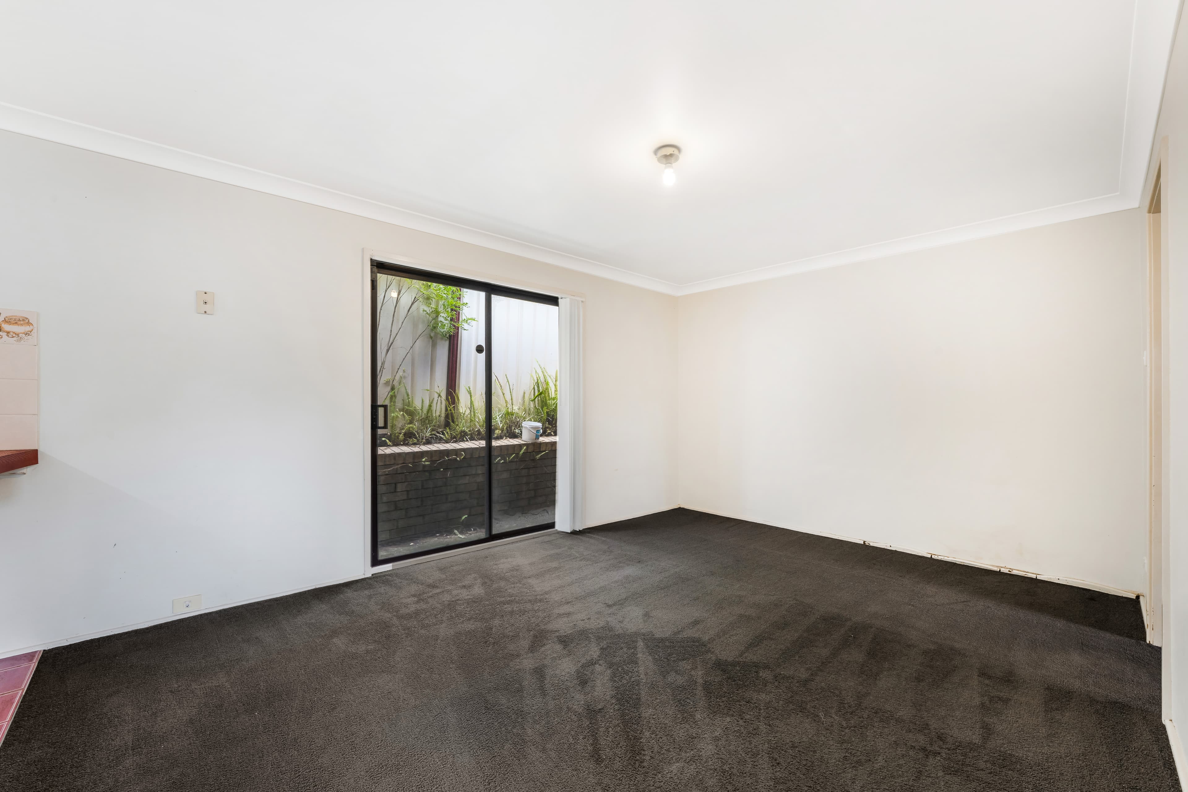 23 Lillyvicks Crescent, Ambarvale, Ambarvale - Thumbnail 7