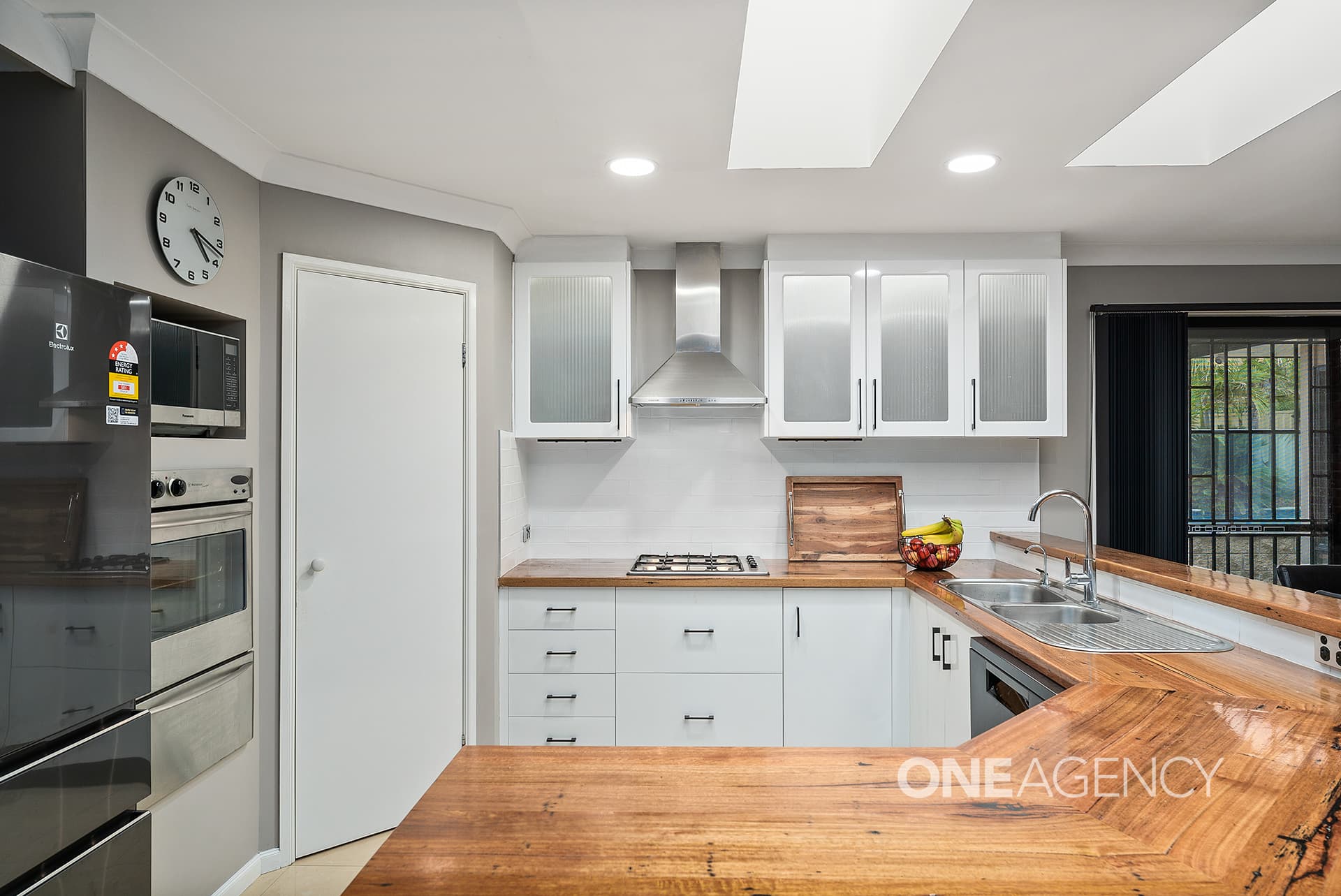 95 Robins Creek Drive, Horsley, Horsley - Thumbnail 3