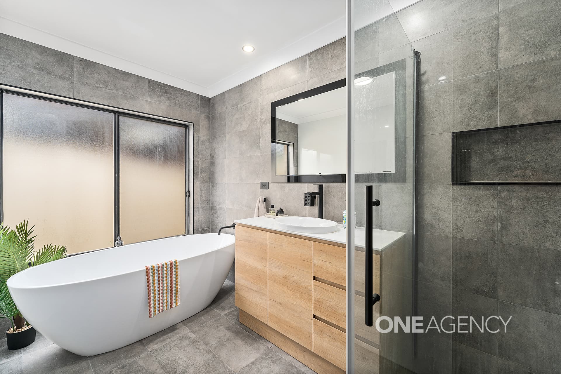 95 Robins Creek Drive, Horsley, Horsley - Thumbnail 7