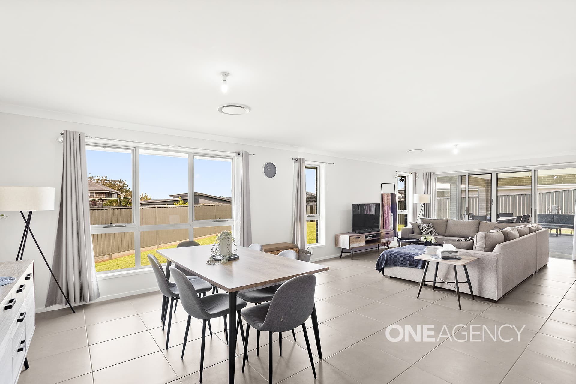 17 Wildflower Crescent, Calderwood, Calderwood - Thumbnail 3