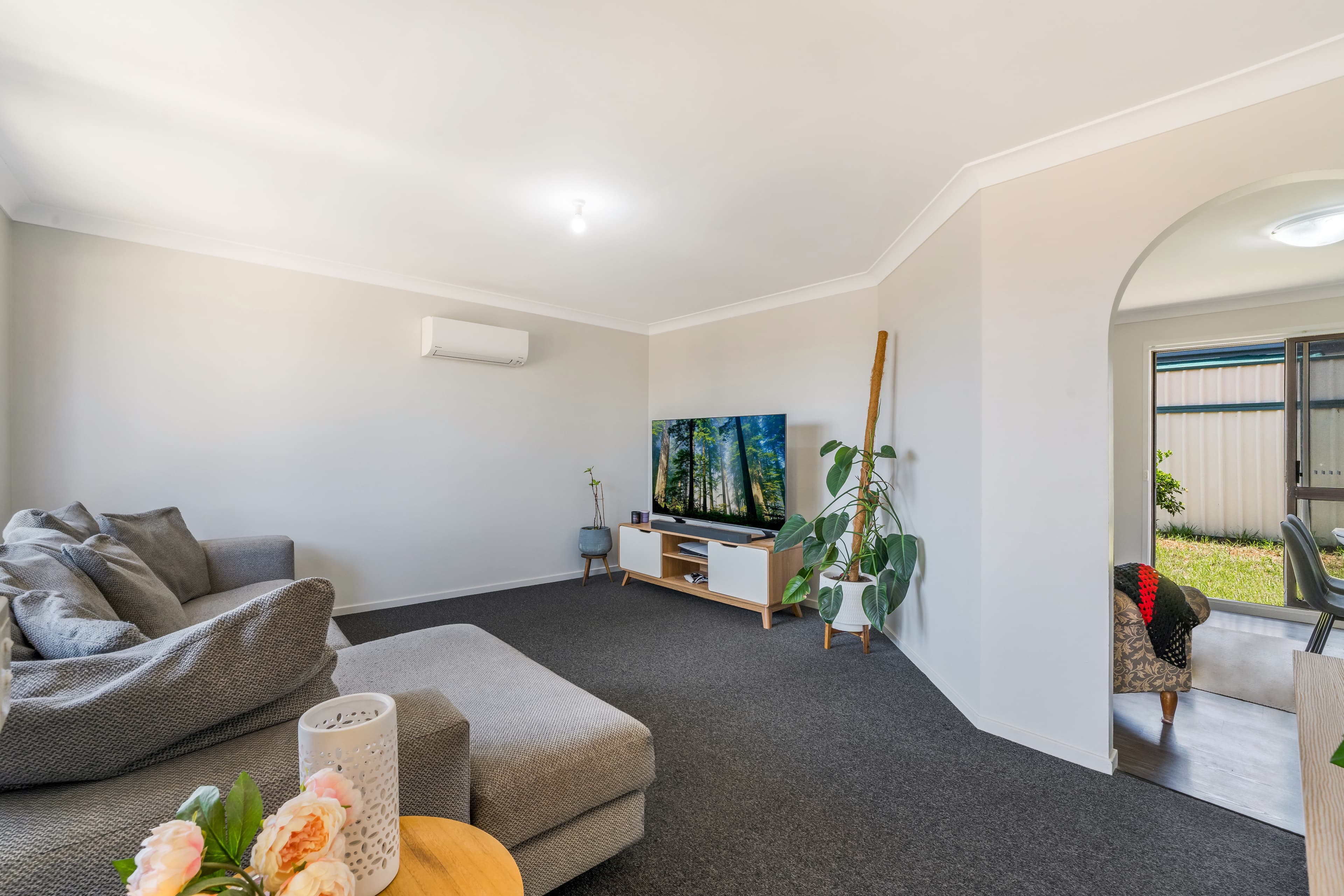9 Harwood Place, St Helens Park, St Helens Park - Thumbnail 2