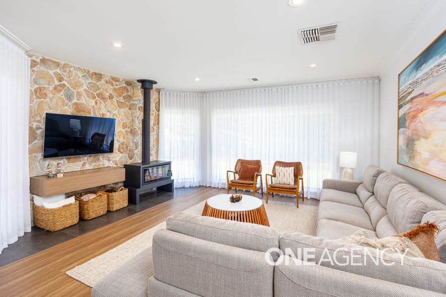 13 LANSDOWNE Avenue, Lake Albert, Lake Albert - Thumbnail 5