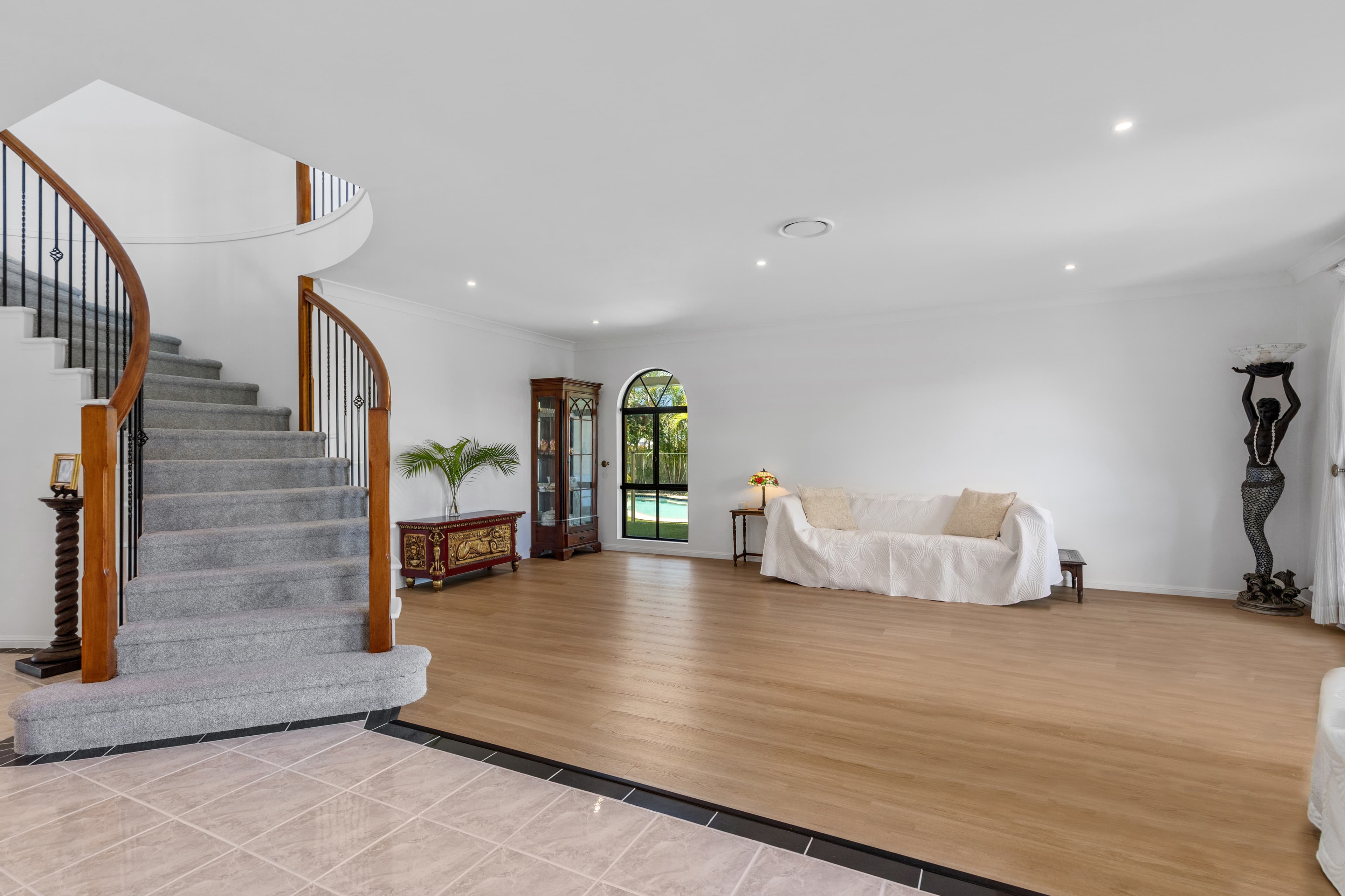 14 St Helens Court, Burleigh Waters, Burleigh Waters - Thumbnail 4